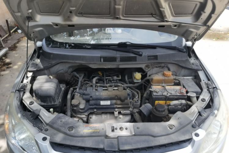 Used Chevrolet Sail 2010 Sedan 1.4L Manual Enjoyment Edition Engine Bay