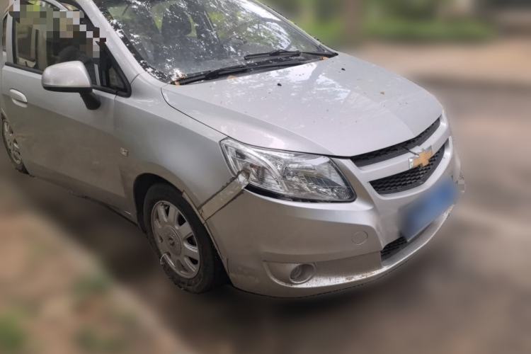 Used Chevrolet Sail 2010 Sedan 1.4L AMT Excellence Edition Front Right 45 Deg