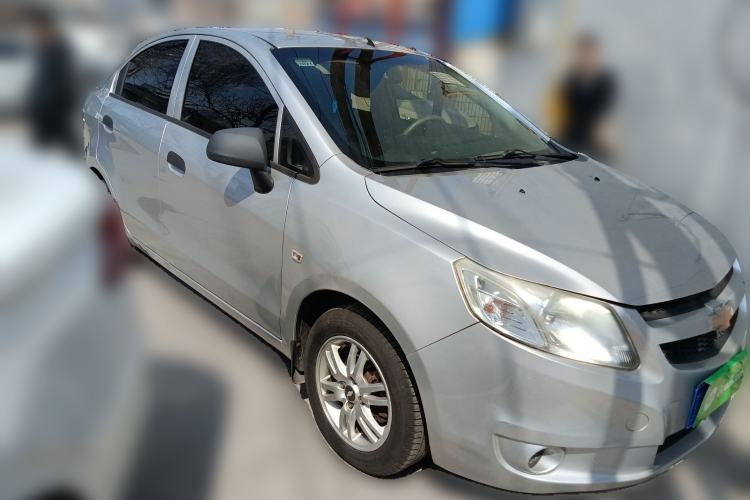 Used Chevrolet Sail 2010 Sedan 1.4L Manual Ideal Edition Front Right 45 Deg