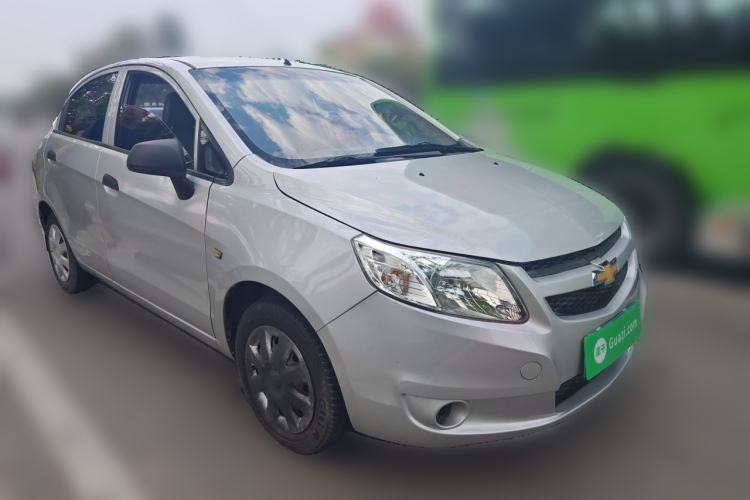 Used Chevrolet Sail 2010 Sedan 1.4L Manual Ideal Edition Front Right 45 Deg