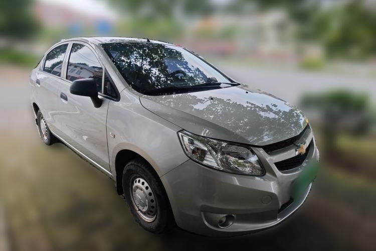 Used Chevrolet Sail 2010 Sedan 1.2L Manual Fashion Edition Front Right 45 Deg