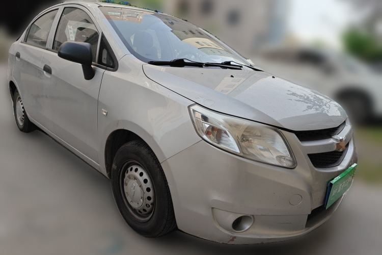 Used Chevrolet Sail 2010 Sedan 1.2L Manual Fashion Edition Front Right 45 Deg