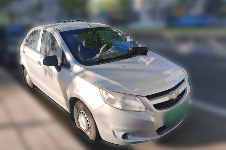 Used Chevrolet Sail 2010 Sedan 1.2L Manual Warm Edition Front Right 45 Deg