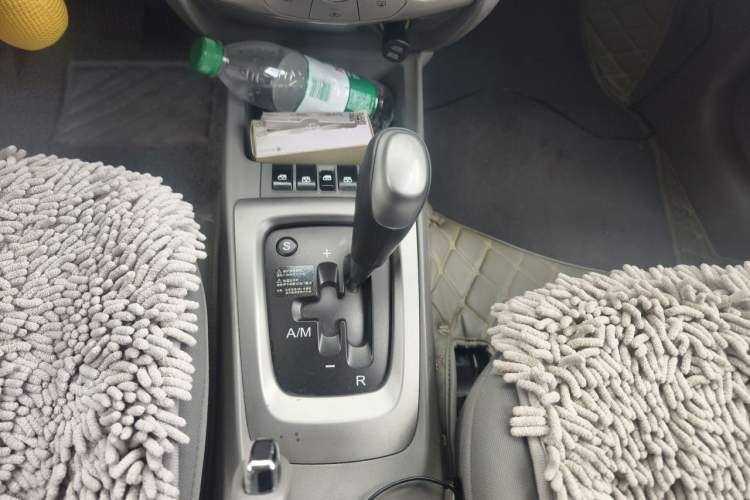 Used Chevrolet Sail 2010 Sedan 1.4L AMT Excellence Edition Gear Lever
