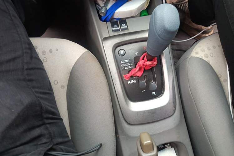 Used Chevrolet Sail 2010 Hatchback 1.2L AMT Ideal Edition Gear Lever