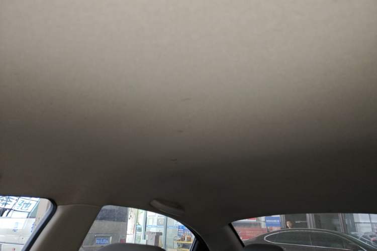 Used Chevrolet Sail 2010 Sedan 1.2L Manual Fashion Edition Headliner