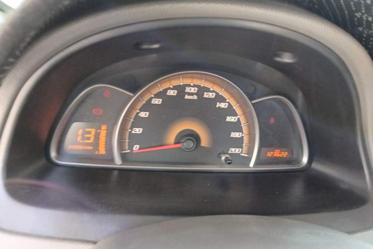 Used Chevrolet Sail 2010 Sedan 1.4L Manual Ideal Edition Instrument Cluster