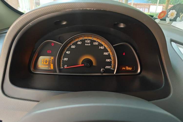 Used Chevrolet Sail 2010 Sedan 1.4L Manual Ideal Edition Instrument Cluster