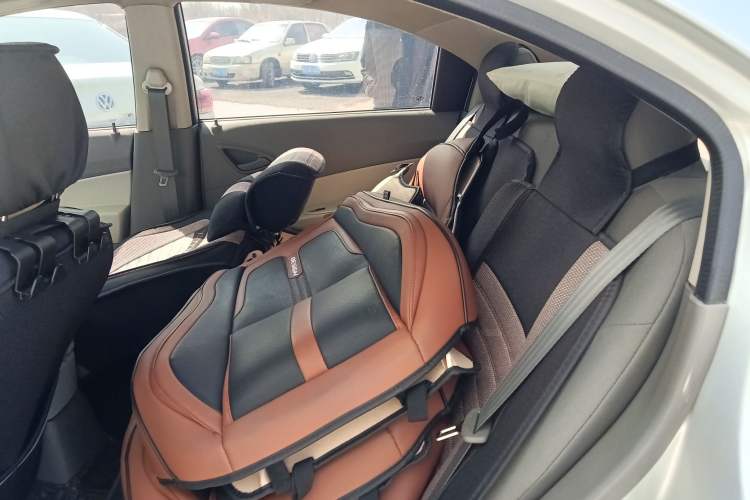 Used Chevrolet Sail 2010 Sedan 1.4L Manual Ideal Edition Left Rear Seat