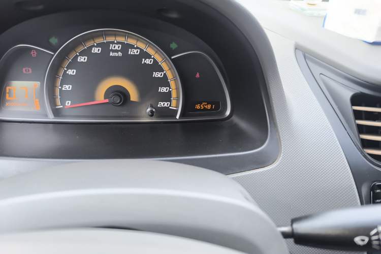 Used Chevrolet Sail 2010 Sedan 1.4L Manual Ideal Edition Odometer Close Up