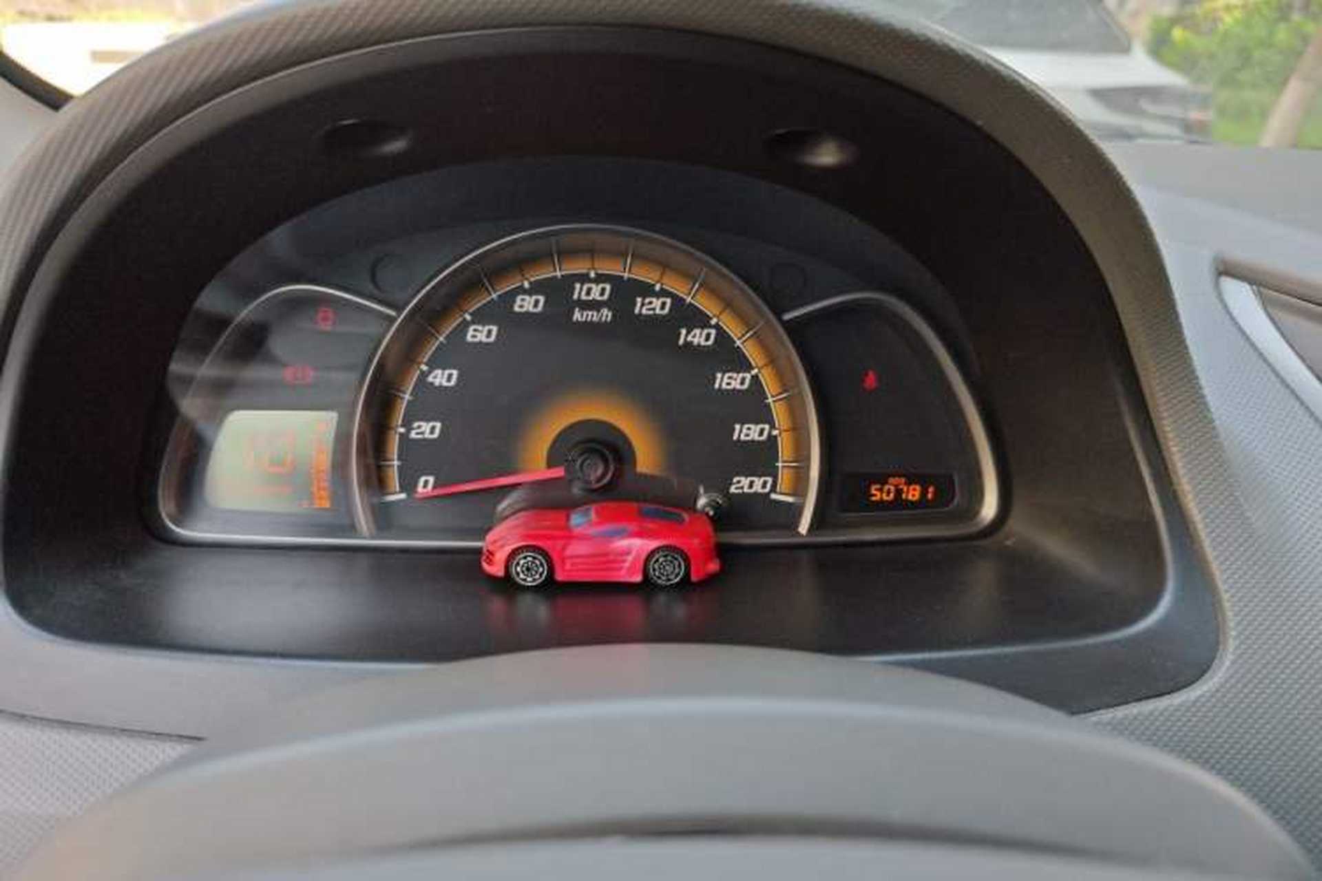 Used Chevrolet Sail 2010 Sedan 1.4L Manual Enjoyment Edition Odometer Close Up