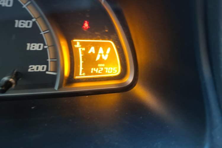 Used Chevrolet Sail 2010 Sedan 1.2L AMT Ideal Edition Odometer Close Up
