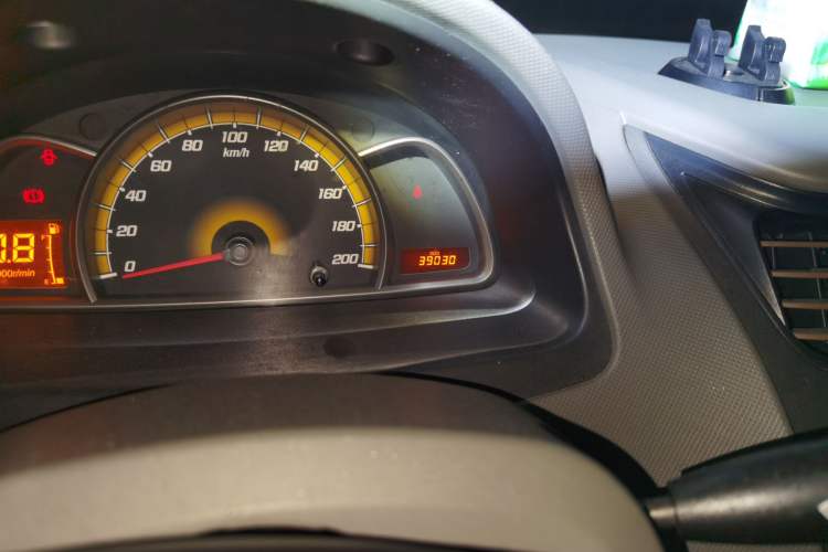 Used Chevrolet Sail 2010 Sedan 1.2L Manual Warm Edition Odometer Close Up