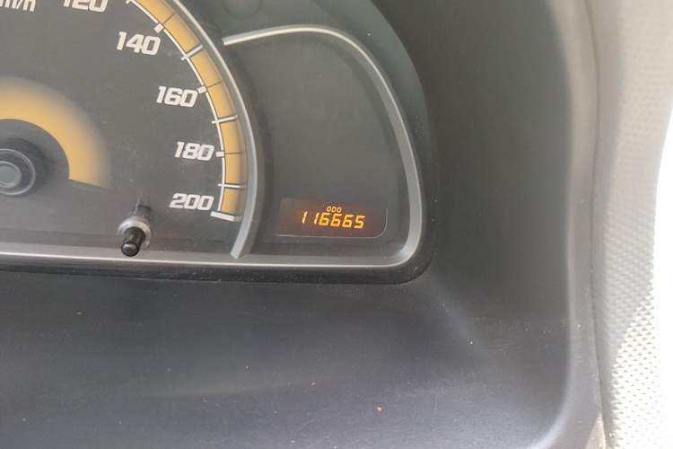 Used Chevrolet Sail 2010 Hatchback 1.2L Manual Warm Edition Odometer Close Up
