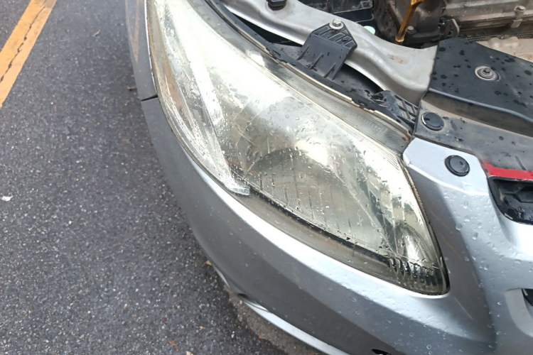 Used Chevrolet Sail 2010 Hatchback 1.2L AMT Ideal Edition Right Front Headlight
