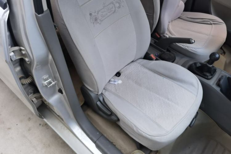 Used Chevrolet Sail 2010 Sedan 1.4L Manual Enjoyment Edition Right Front Seat