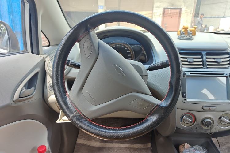 Used Chevrolet Sail 2010 Sedan 1.2L AMT Ideal Edition Steering Wheel