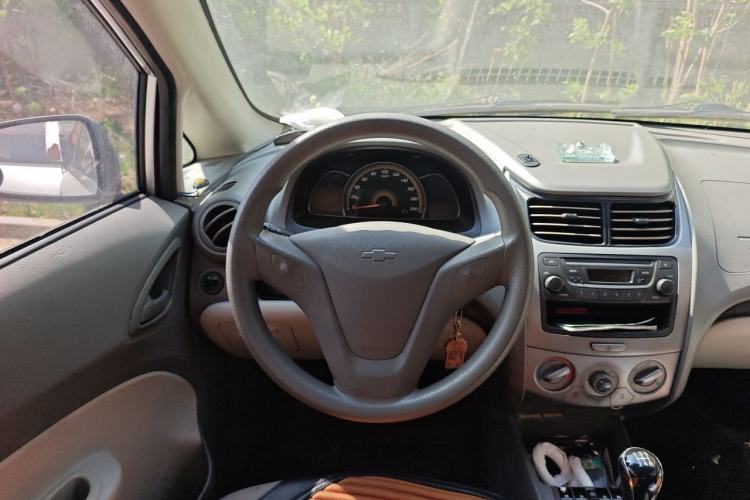 Used Chevrolet Sail 2010 Sedan 1.4L Manual Ideal Edition Steering Wheel