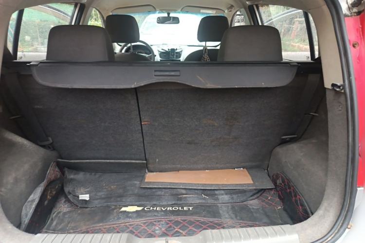 Used Chevrolet Sail 2010 Hatchback 1.2L AMT Ideal Edition Trunk