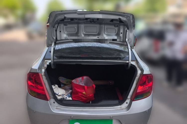 Used Chevrolet Sail 2010 Sedan 1.2L Manual Warm Edition Trunk