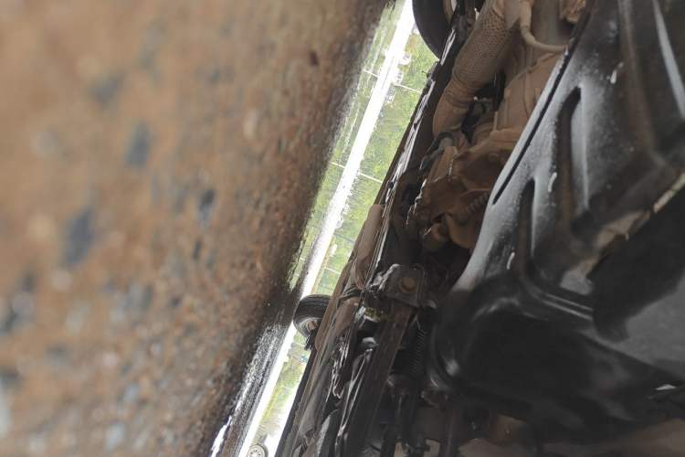 Used Chevrolet Sail 2010 Hatchback 1.2L Manual Warm Edition Chassis Front Left
