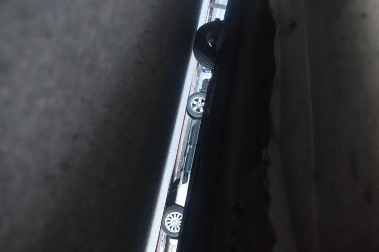 Used Chevrolet Sail 2010 Sedan 1.4L AMT Excellence Edition Chassis Front Right