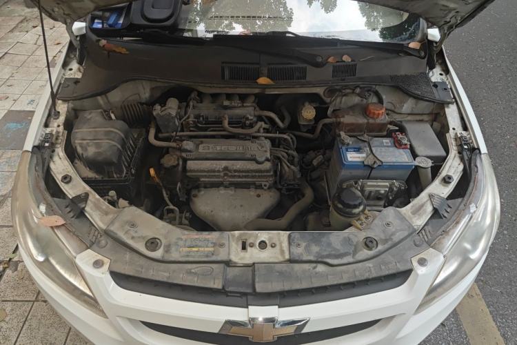 Used Chevrolet Sail 2010 Hatchback 1.2L AMT Ideal Edition Engine Bay