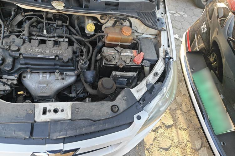Used Chevrolet Sail 2010 Sedan 1.4L Manual Enjoyment Edition Engine Bay Left