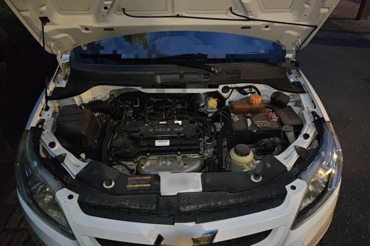 Used Chevrolet Sail 2010 Sedan 1.4L Manual Ideal Edition Engine Bay