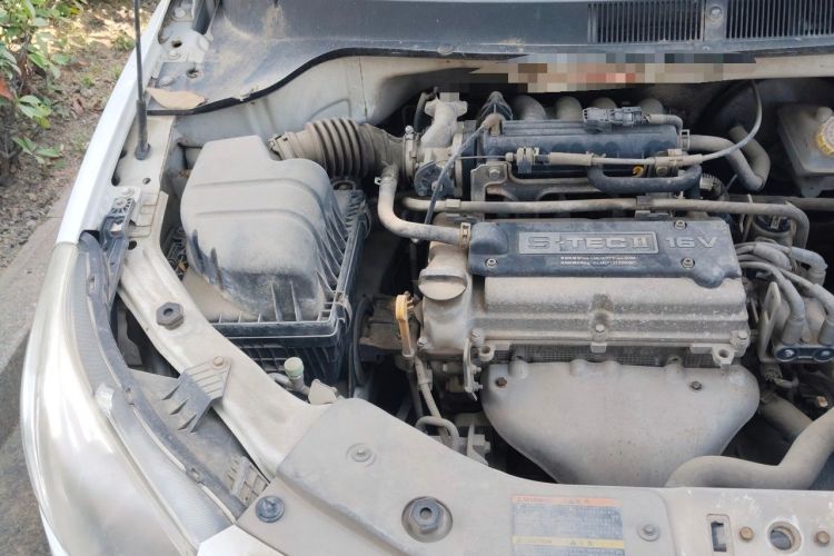 Used Chevrolet Sail 2010 Sedan 1.2L Manual Warm Edition Engine Bay Right