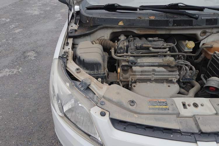 Used Chevrolet Sail 2010 Hatchback 1.2L Manual Warm Edition Engine Bay Right
