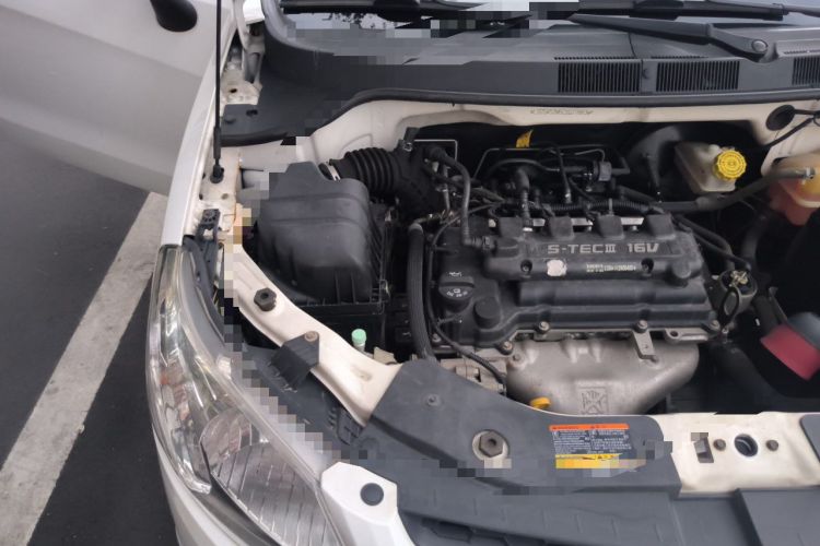 Used Chevrolet Sail 2010 Sedan 1.4L Manual Ideal Edition Engine Bay Right