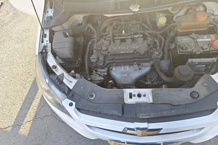 Used Chevrolet Sail 2010 Sedan 1.4L Manual Enjoyment Edition Engine Bay Right