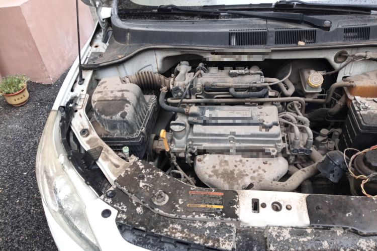 Used Chevrolet Sail 2010 Sedan 1.2L Manual Fashion Edition Engine Bay Right