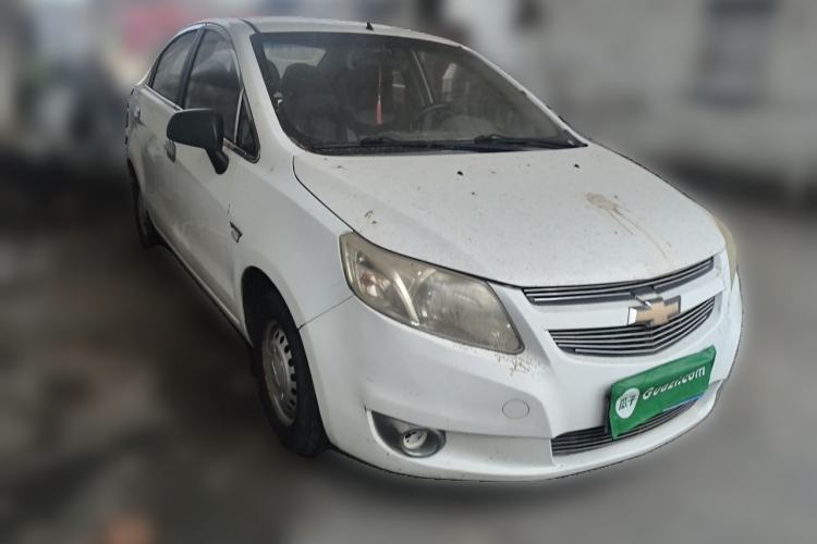Used Chevrolet Sail 2010 Sedan 1.2L Manual Warm Edition Front Right 45 Deg