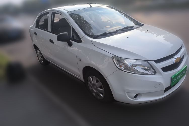Used Chevrolet Sail 2010 Sedan 1.4L Manual Ideal Edition Front Right 45 Deg