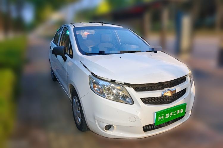 Used Chevrolet Sail 2010 Sedan 1.4L Manual Ideal Edition Front Right 45 Deg