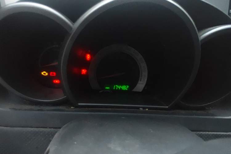 Used Chevrolet Sail 2010 Sedan 1.4L AMT Excellence Edition Instrument Cluster