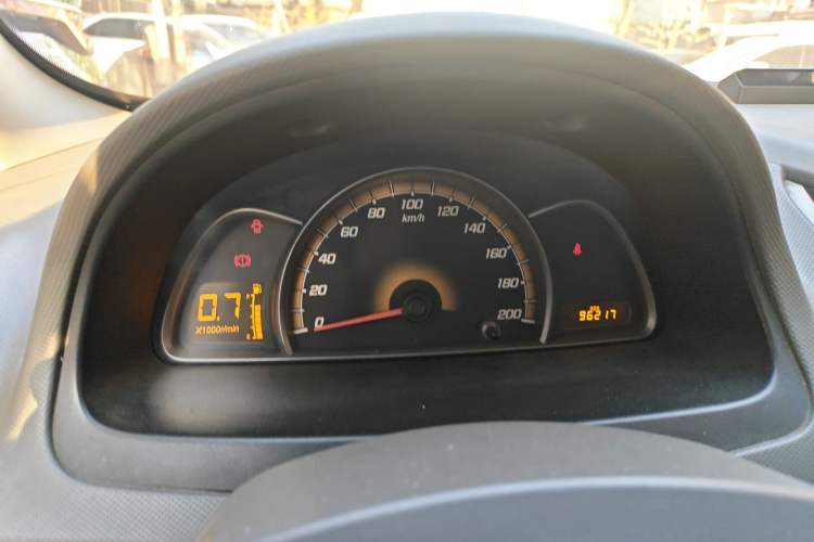 Used Chevrolet Sail 2010 Sedan 1.4L Manual Enjoyment Edition Instrument Cluster