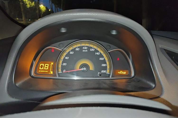 Used Chevrolet Sail 2010 Sedan 1.4L Manual Ideal Edition Instrument Cluster