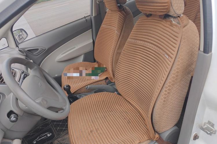 Used Chevrolet Sail 2010 Hatchback 1.2L Manual Warm Edition Left Front Seat