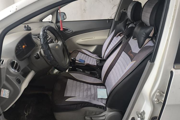 Used Chevrolet Sail 2010 Sedan 1.2L Manual Warm Edition Left Front Seat