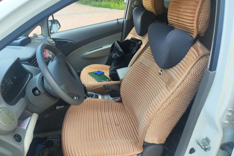Used Chevrolet Sail 2010 Sedan 1.2L AMT Ideal Edition Left Front Seat