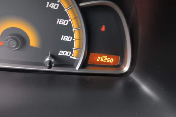 Used Chevrolet Sail 2010 Sedan 1.4L Manual Ideal Edition Odometer Close Up