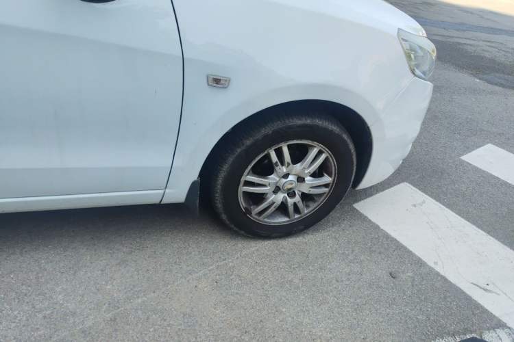 Used Chevrolet Sail 2010 Sedan 1.2L AMT Ideal Edition Right Front Wheel Hub