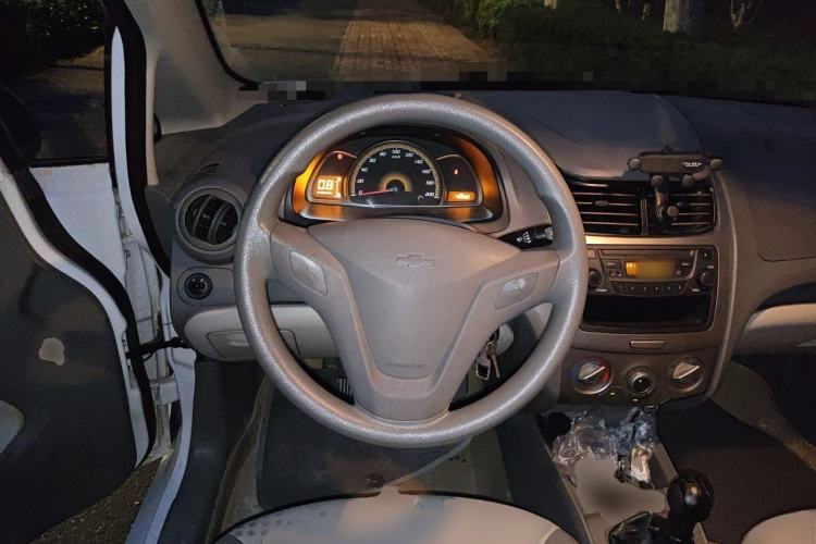 Used Chevrolet Sail 2010 Sedan 1.4L Manual Ideal Edition Steering Wheel