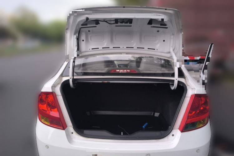 Used Chevrolet Sail 2010 Sedan 1.4L Manual Ideal Edition Trunk