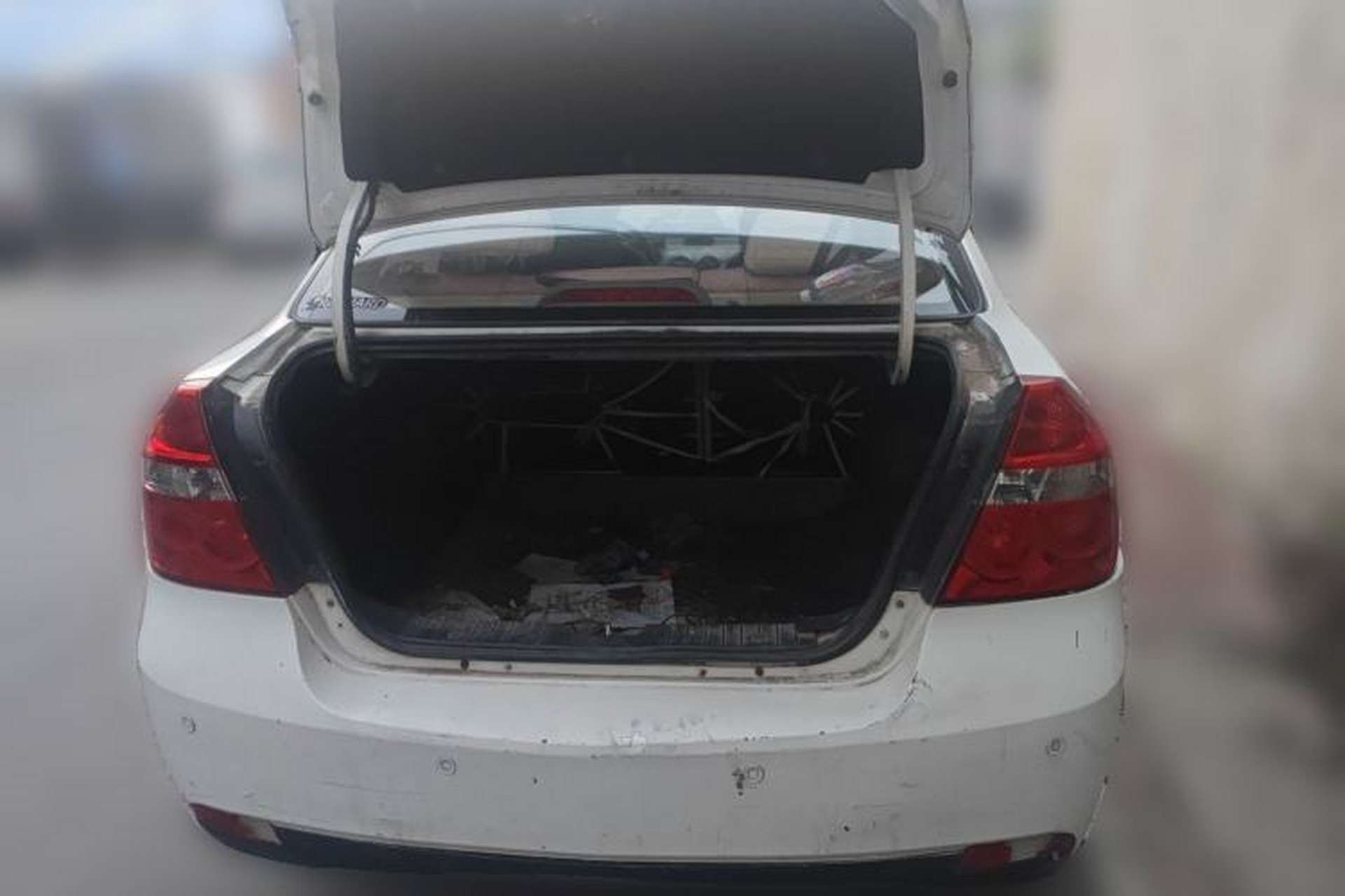 Used Chevrolet Sail 2010 Sedan 1.4L AMT Excellence Edition Trunk