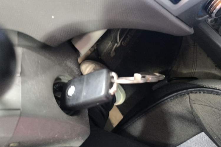 Used Chevrolet Sail 2010 Sedan 1.2L Manual Warm Edition Vehicle Key