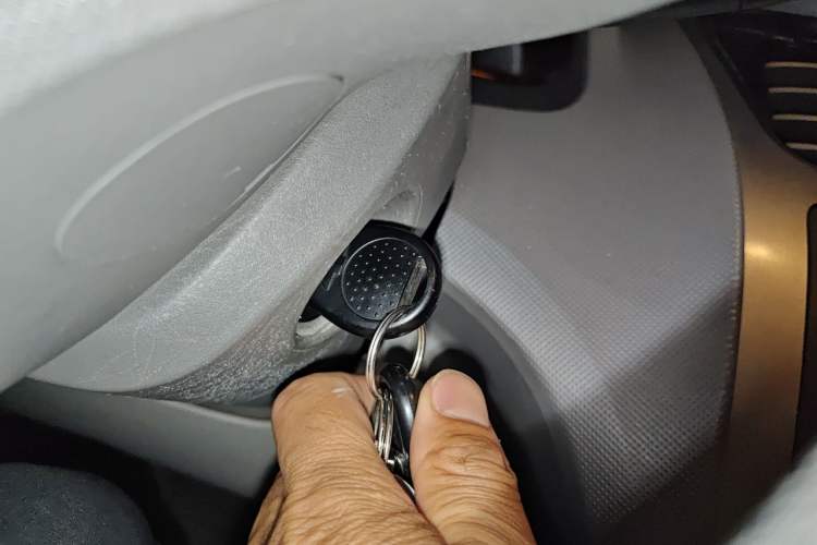 Used Chevrolet Sail 2010 Sedan 1.4L Manual Ideal Edition Vehicle Key